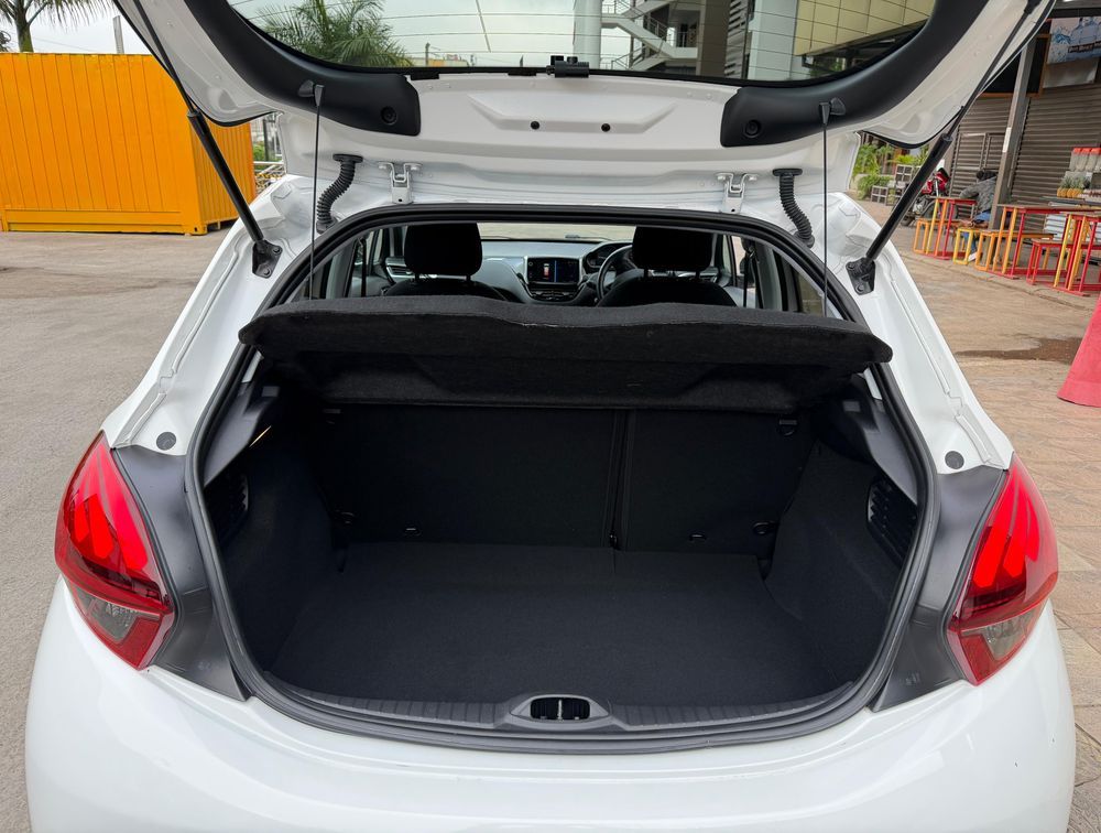 PEUGEOT 208 ALLURE FUN EDITION - PRG Motors Ltd