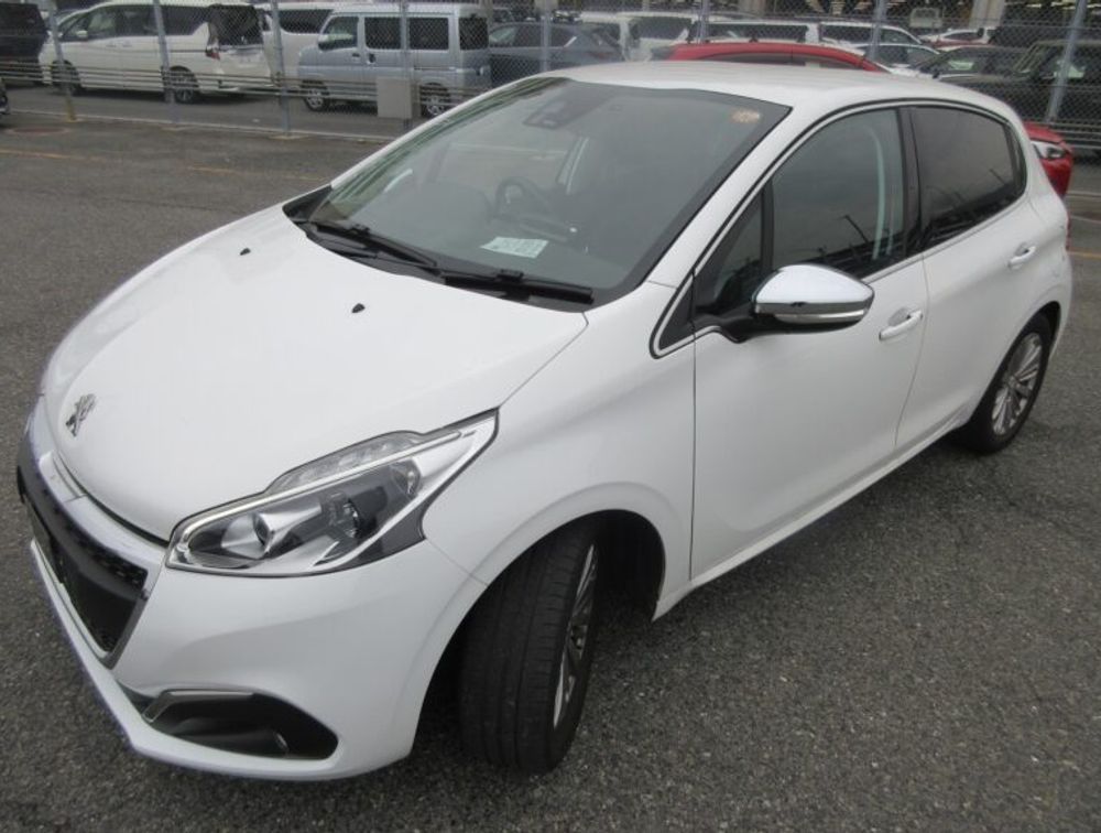 PEUGEOT 208 TECH PACK EDITION - PRG Motors Ltd