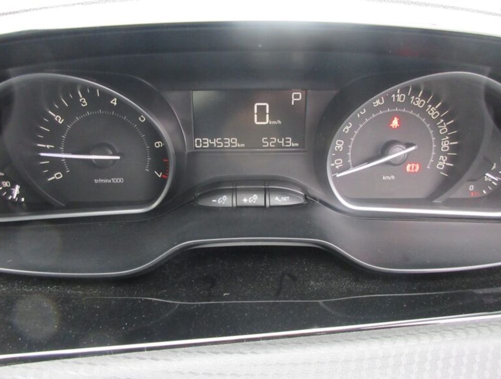 PEUGEOT 208 TECH PACK EDITION - PRG Motors Ltd