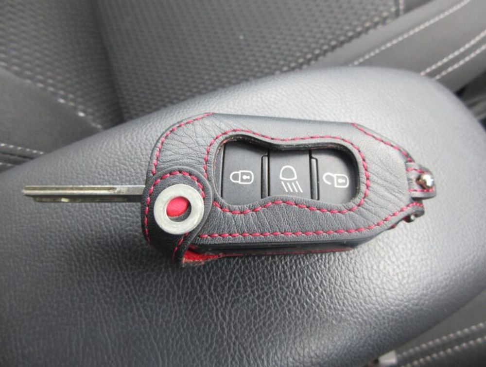 PEUGEOT 208 TECH PACK EDITION - PRG Motors Ltd