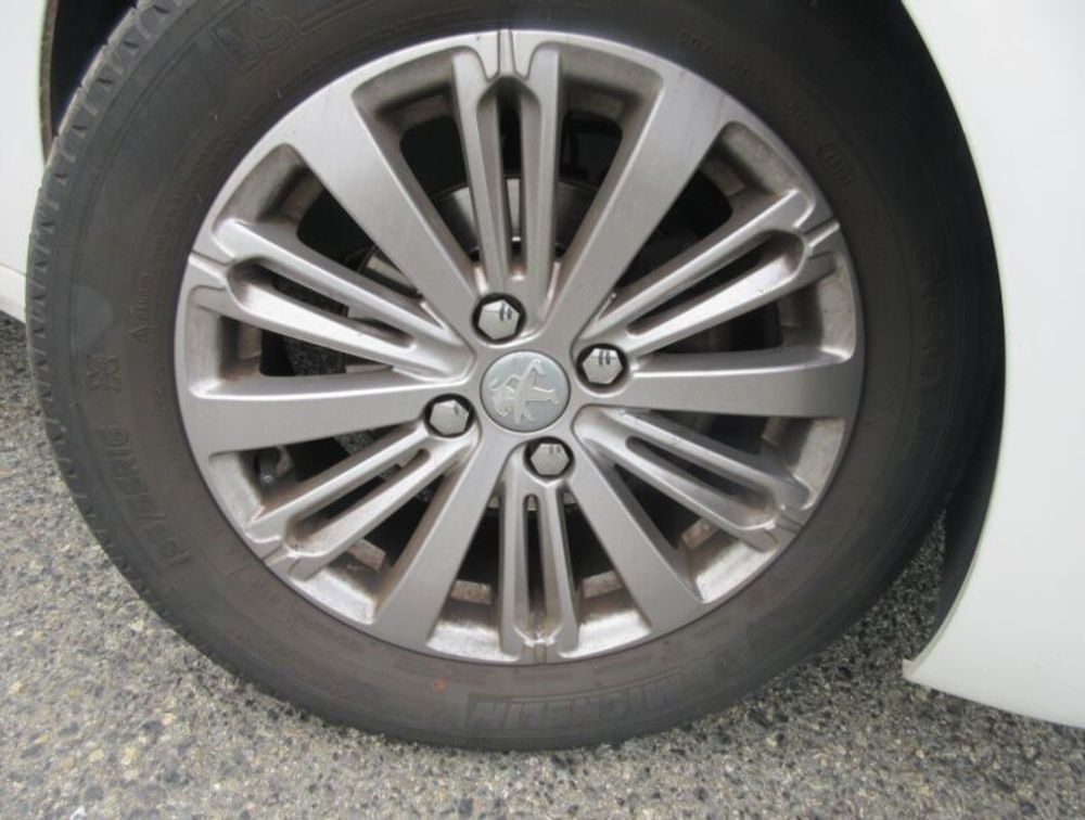 PEUGEOT 208 TECH PACK EDITION - PRG Motors Ltd