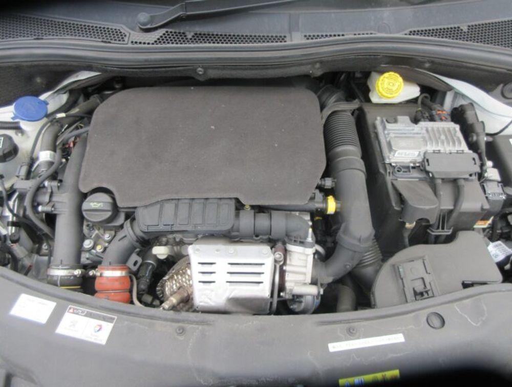PEUGEOT 208 TECH PACK EDITION - PRG Motors Ltd