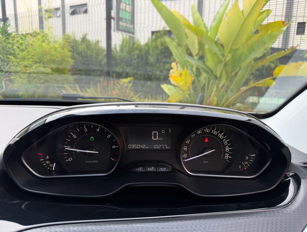 PEUGEOT 208 ALLURE FUN EDITION - PRG Motors Ltd