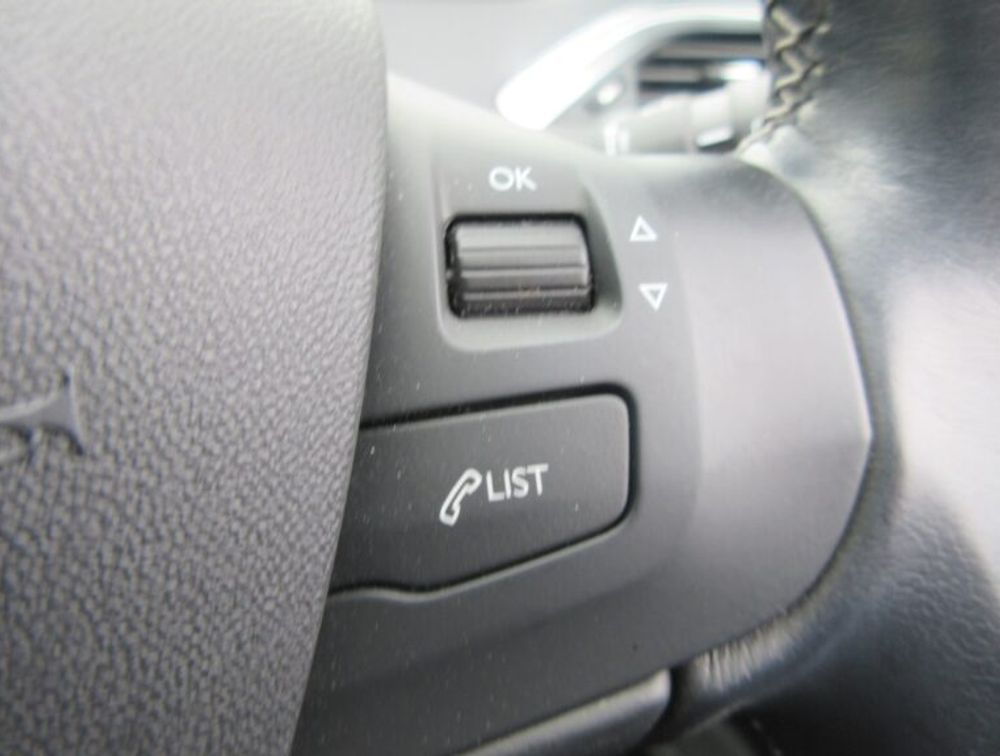 PEUGEOT 208 TECH PACK EDITION - PRG Motors Ltd