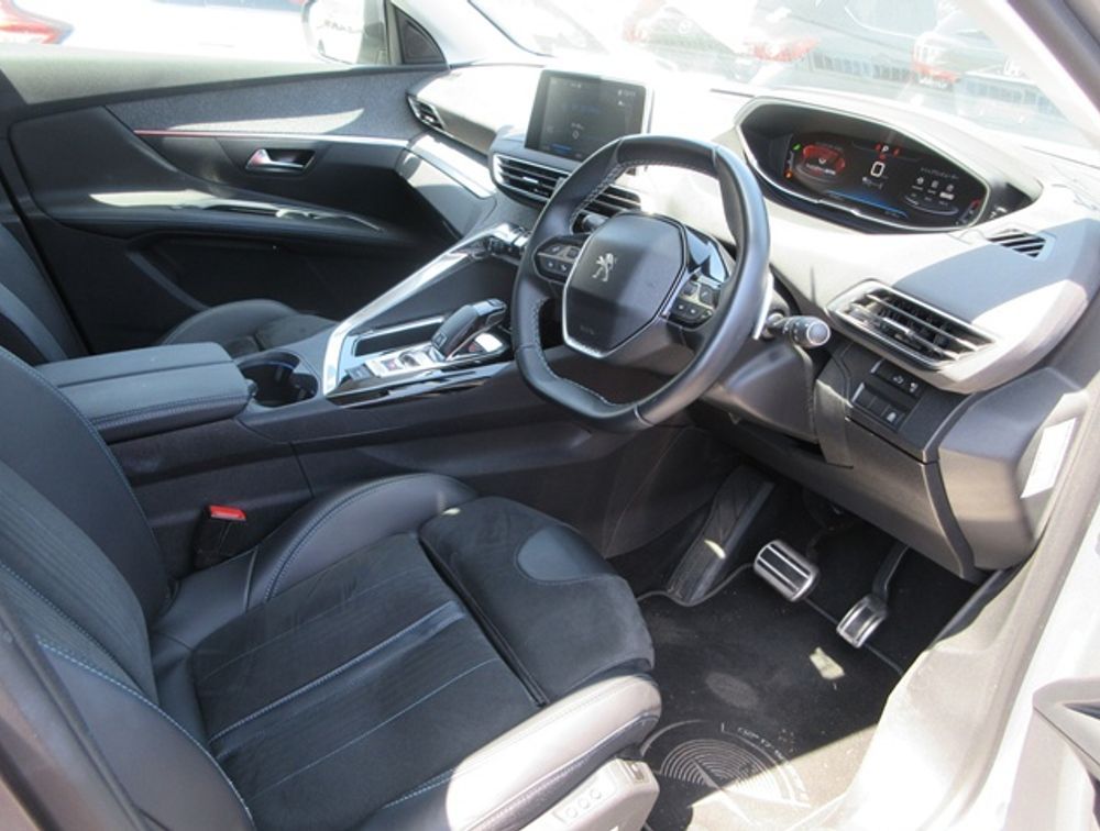 PEUGEOT 3008 CROSSCITY - PRG Motors Ltd