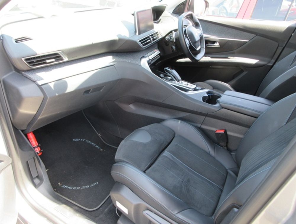 PEUGEOT 3008 CROSSCITY - PRG Motors Ltd