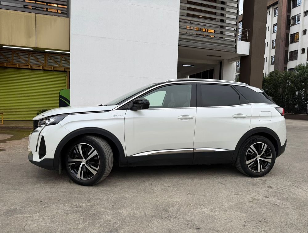 PEUGEOT 3008 GT HYBRID4 SUNROOF 4WD - PRG Motors Ltd