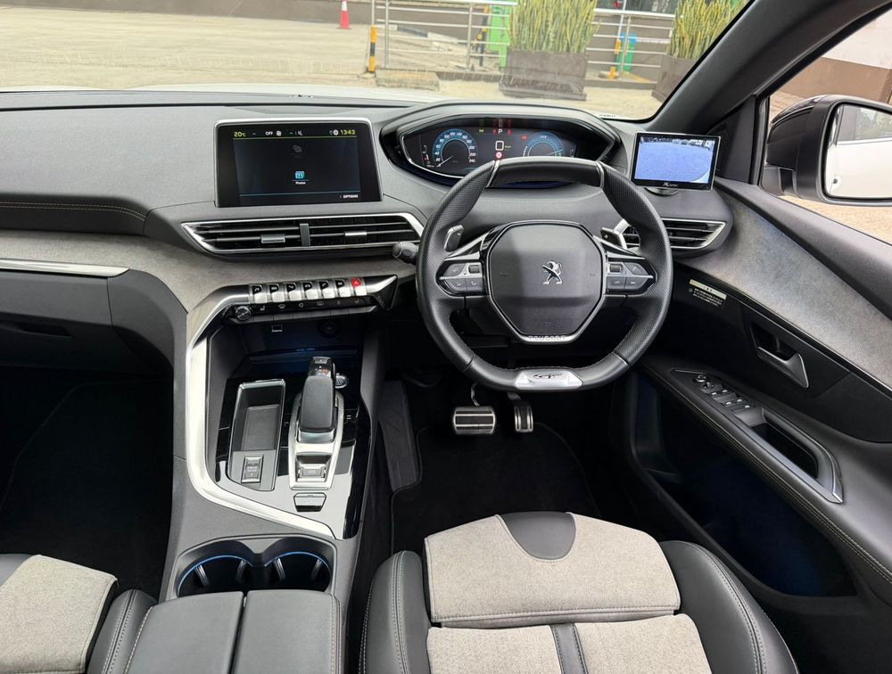 PEUGEOT 3008 GT HYBRID4 SUNROOF 4WD - PRG Motors Ltd