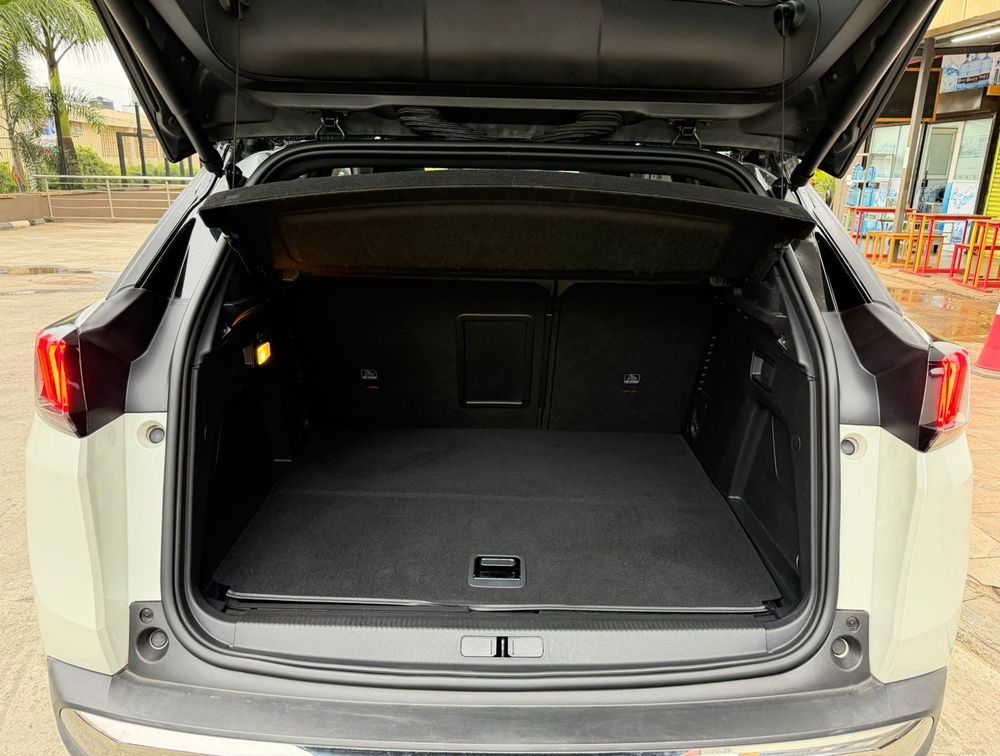 PEUGEOT 3008 GT HYBRID4 SUNROOF 4WD - PRG Motors Ltd