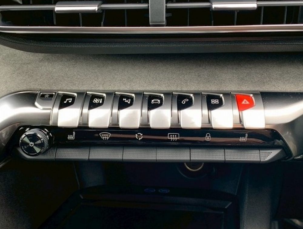 PEUGEOT 3008 GT SUNROOF - PRG Motors Ltd