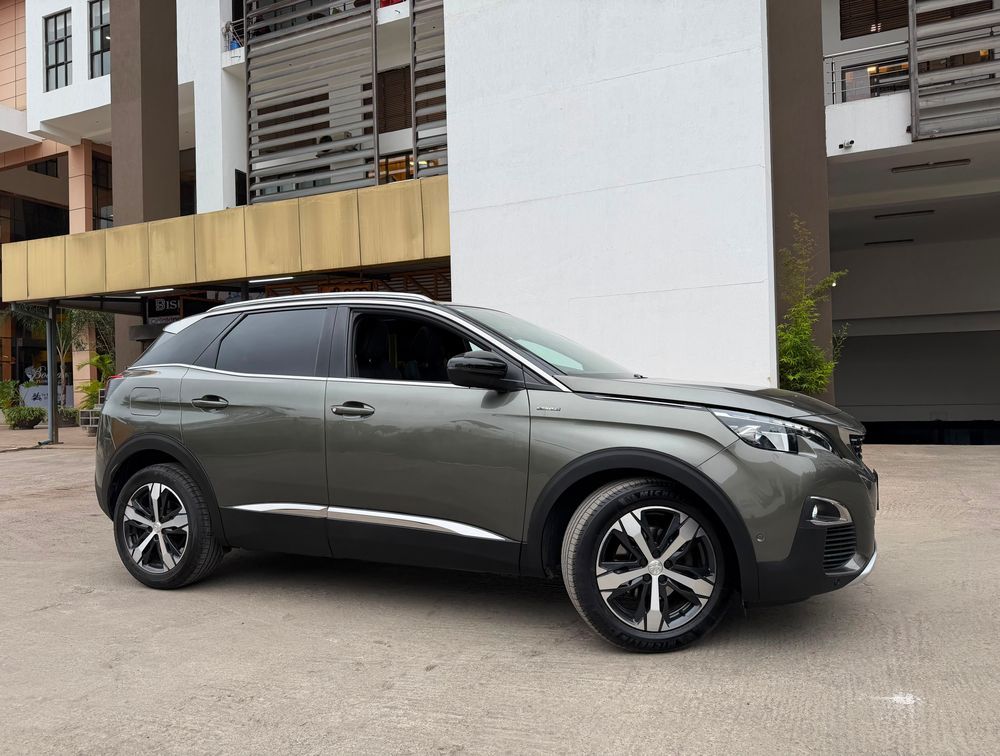 PEUGEOT 3008 GTLINE