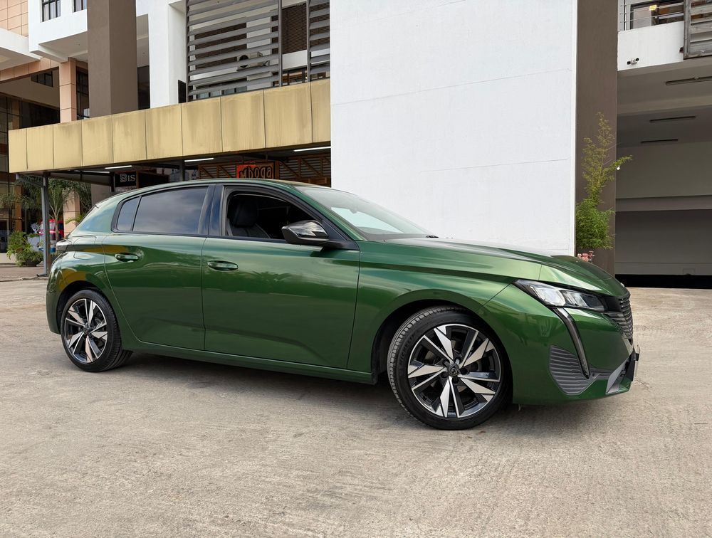 PEUGEOT 308 ALLURE NEWSHAPE
