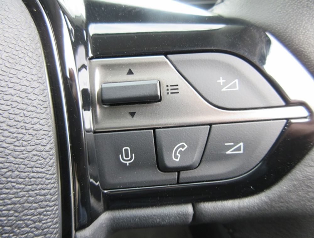PEUGEOT 308 ALLURE NEWSHAPE - PRG Motors Ltd