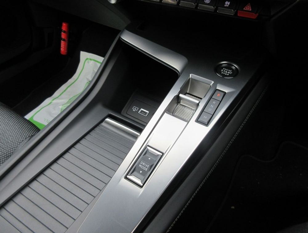PEUGEOT 308 ALLURE NEWSHAPE - PRG Motors Ltd