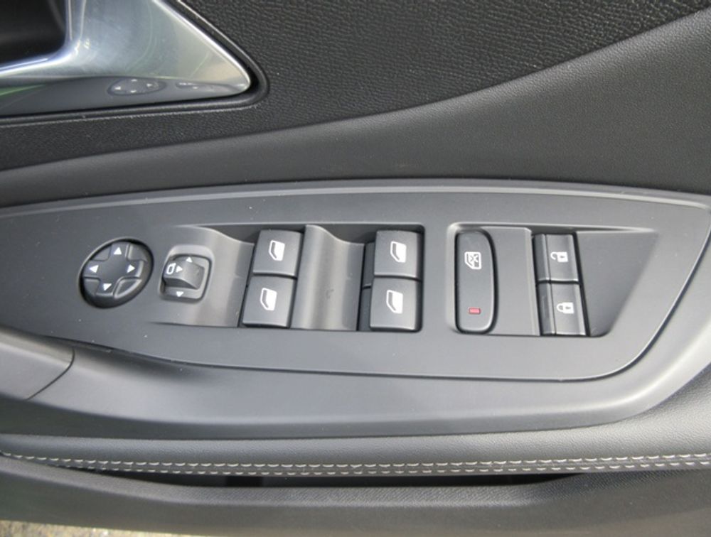 PEUGEOT 308 ALLURE NEWSHAPE - PRG Motors Ltd