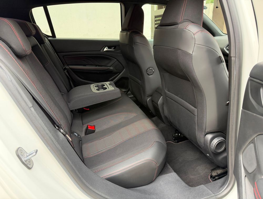 PEUGEOT 308 GTLINE BLUE HDi - PRG Motors Ltd