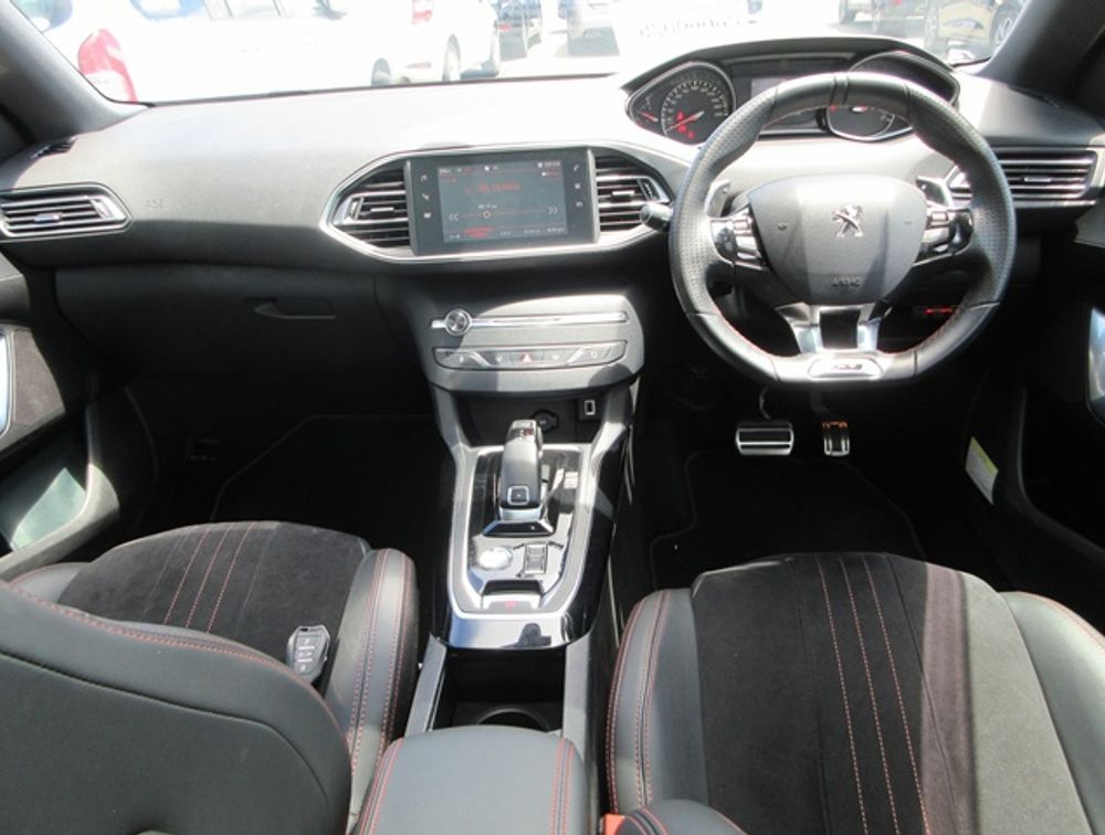 PEUGEOT 308 SW GT BLUEHDI MOONROOF - PRG Motors Ltd