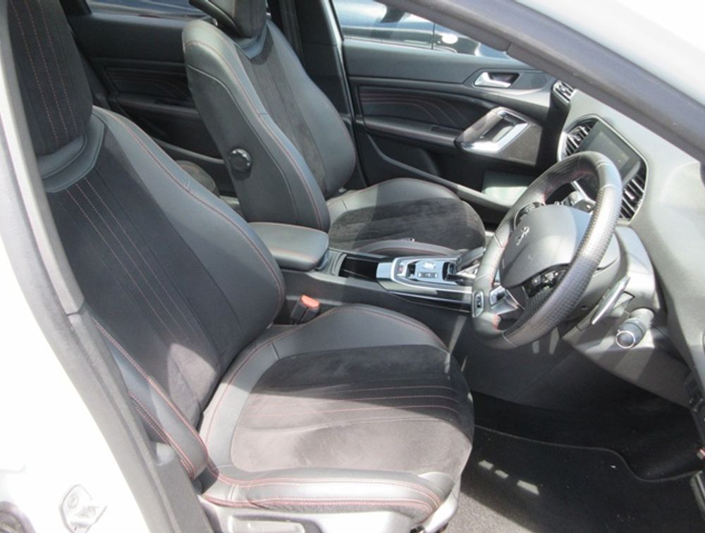 PEUGEOT 308 SW GT BLUEHDI MOONROOF - PRG Motors Ltd