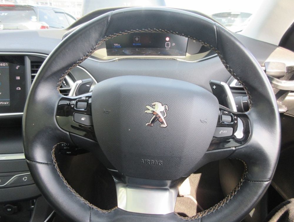 PEUGEOT 308 SW MOONROOF - PRG Motors Ltd
