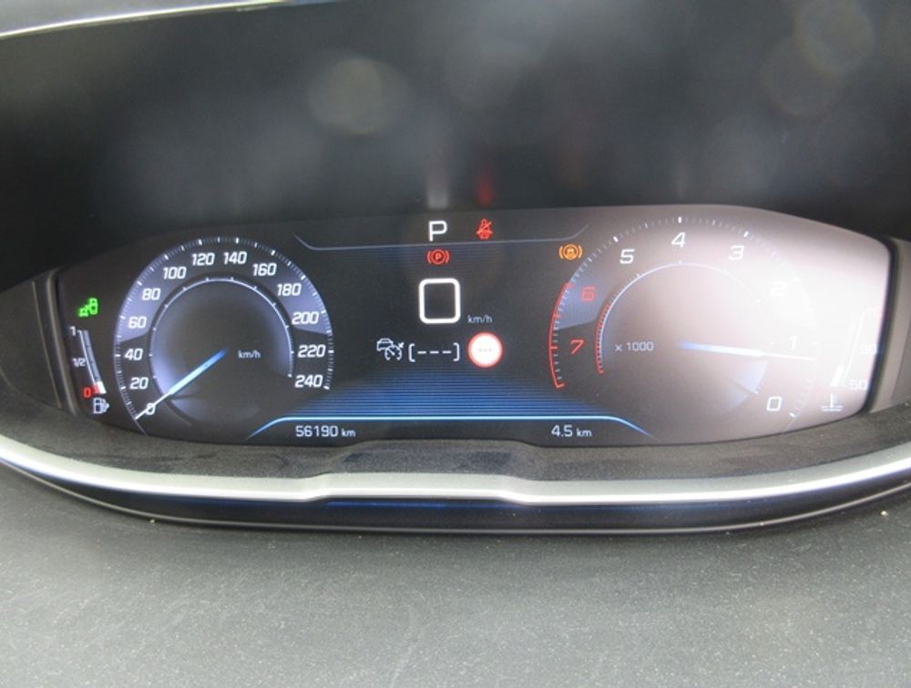 PEUGEOT 5008 CROSSCITY - PRG Motors Ltd