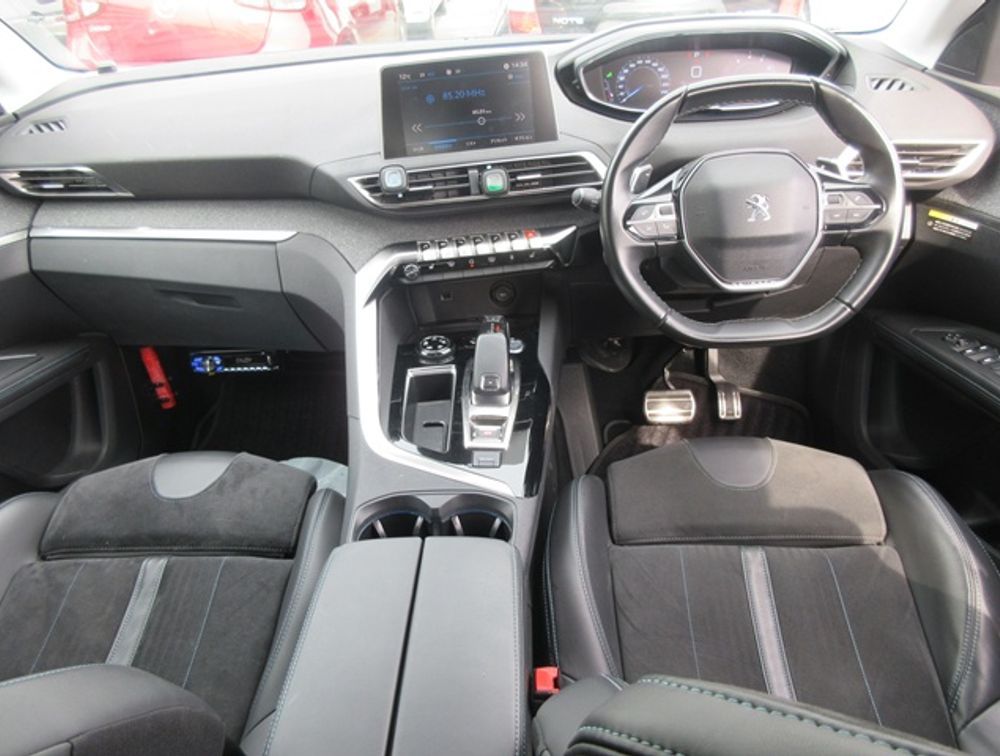 PEUGEOT 5008 CROSSCITY - PRG Motors Ltd