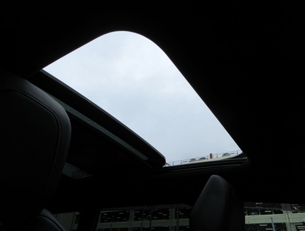 PEUGEOT 5008 GT BLUE HDI SUNROOF - PRG Motors Ltd