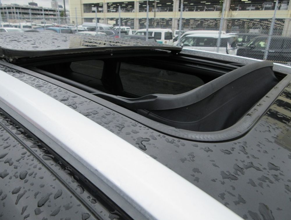 PEUGEOT 5008 GT BLUE HDI SUNROOF - PRG Motors Ltd