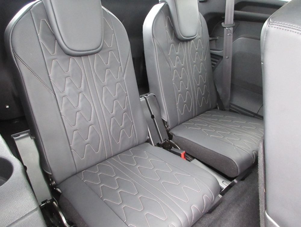 PEUGEOT 5008 GT BLUE HDI SUNROOF - PRG Motors Ltd