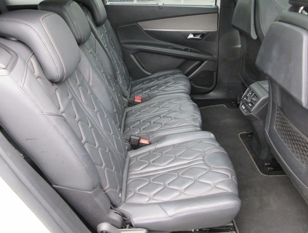 PEUGEOT 5008 GT BLUE HDI SUNROOF - PRG Motors Ltd