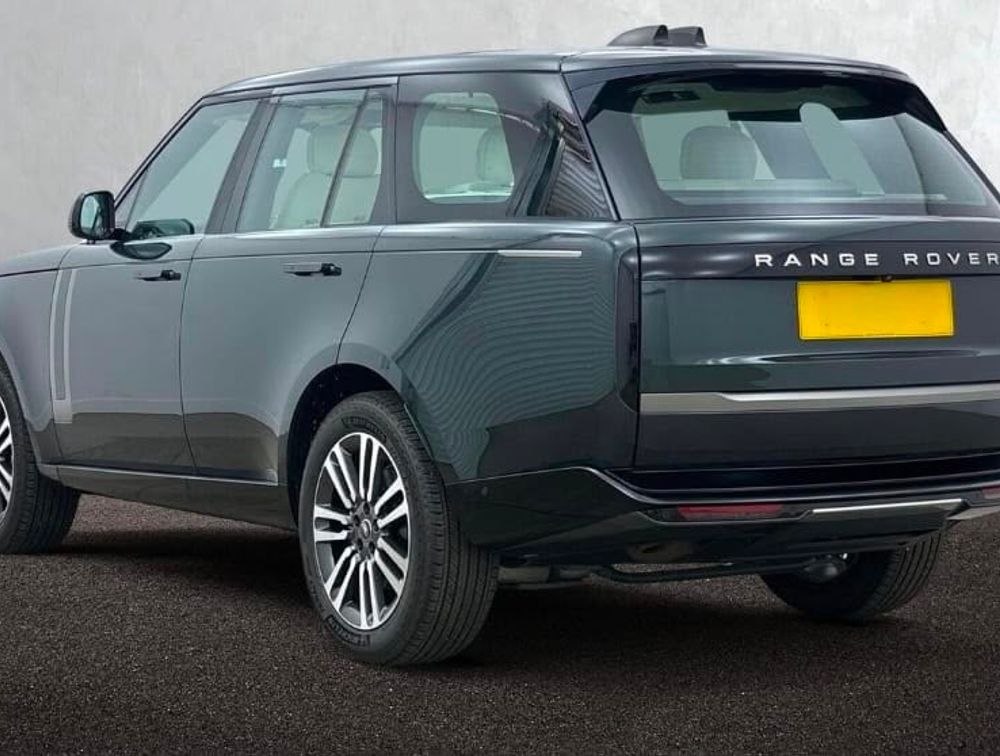 RANGE ROVER VOGUE P400 SE - PRG Motors Ltd