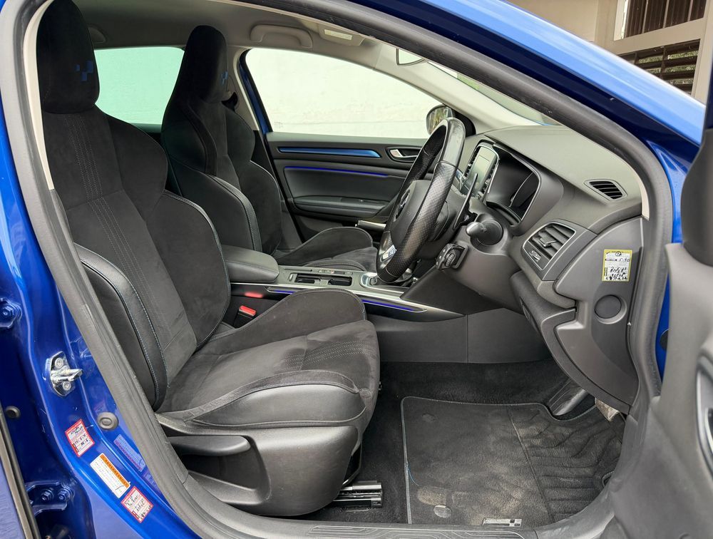 RENAULT MEGANE GT - PRG Motors Ltd