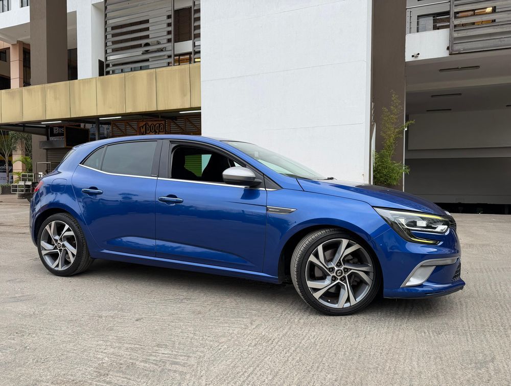 RENAULT MEGANE GT