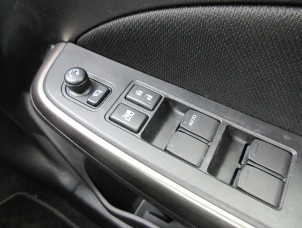 SUZUKI SWIFT XR LIMITED - PRG Motors Ltd