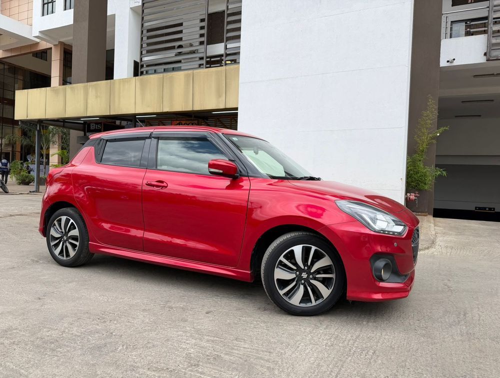 SUZUKI SWIFT XG UP EDITION