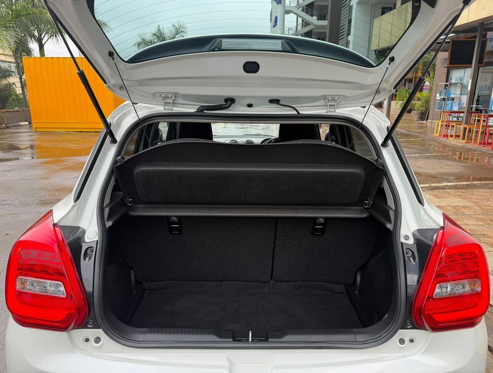 SUZUKI SWIFT RS HYBRID - PRG Motors Ltd