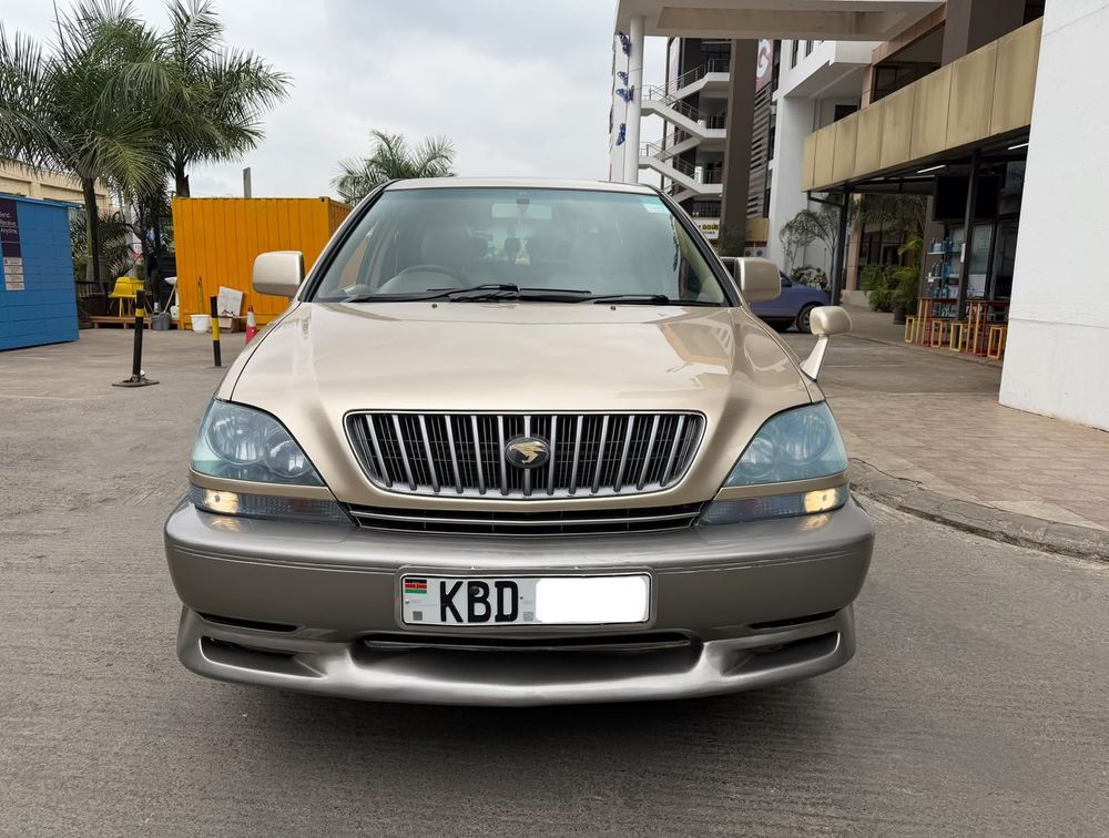 TOYOTA HARRIER  - PRG Motors Ltd