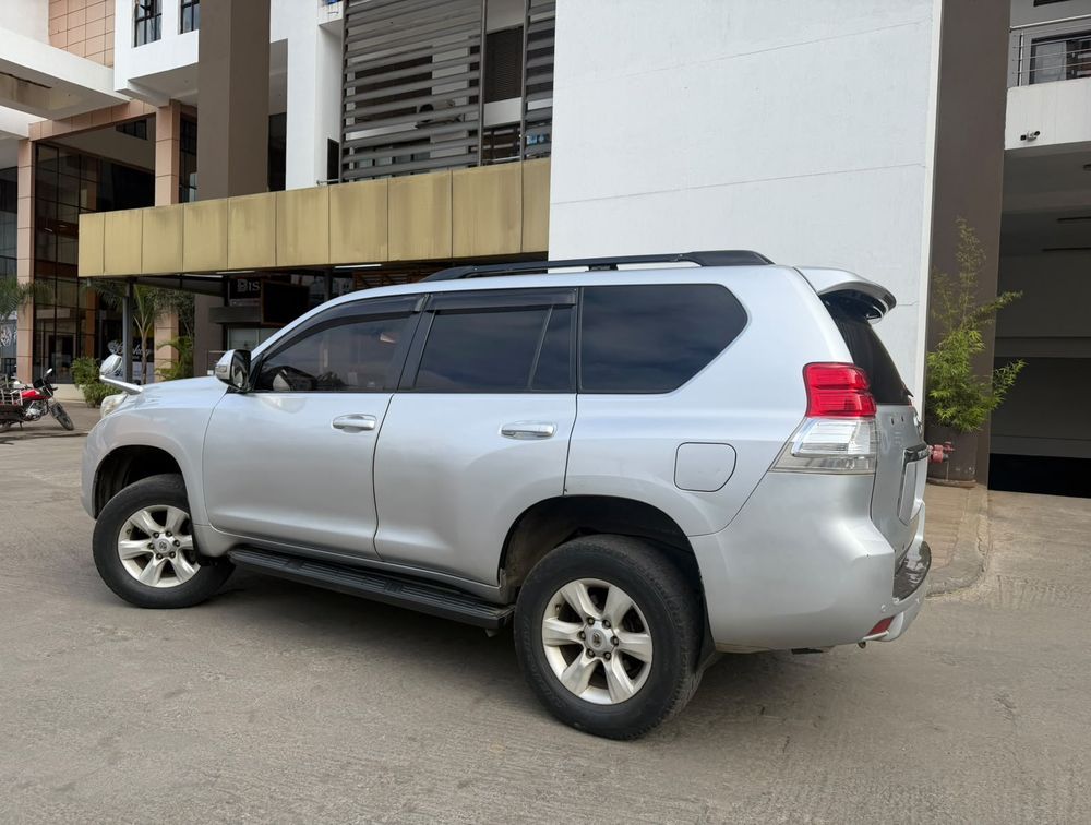 TOYOTA LADNCRUISER PRADO - PRG Motors Ltd