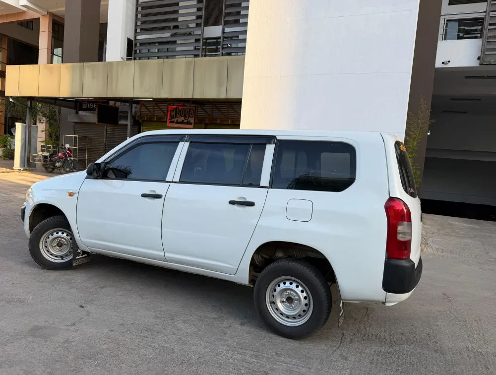 TOYOTA PROBOX - PRG Motors Ltd