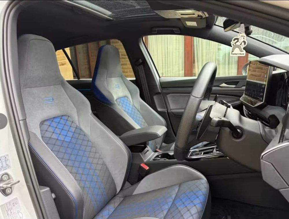 VOLKSWAGEN GOLF R BLACK EDITION MK 8.5 - PRG Motors Ltd