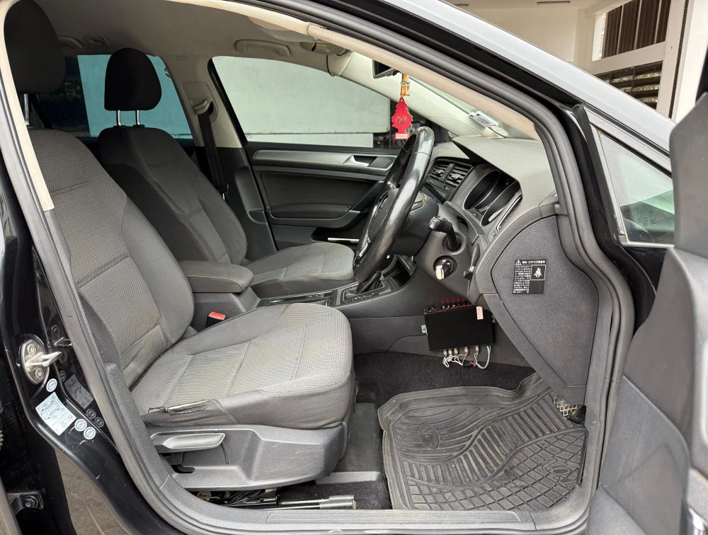 VOLKSWAGEN GOLF VARIANT - PRG Motors Ltd