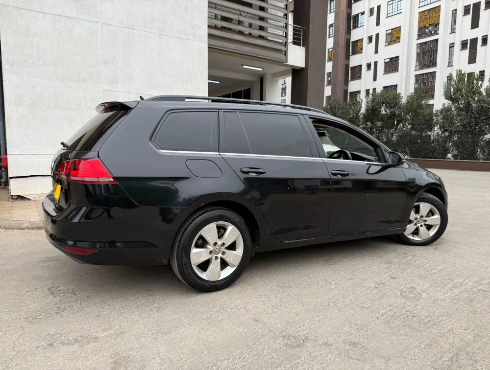 VOLKSWAGEN GOLF VARIANT - PRG Motors Ltd