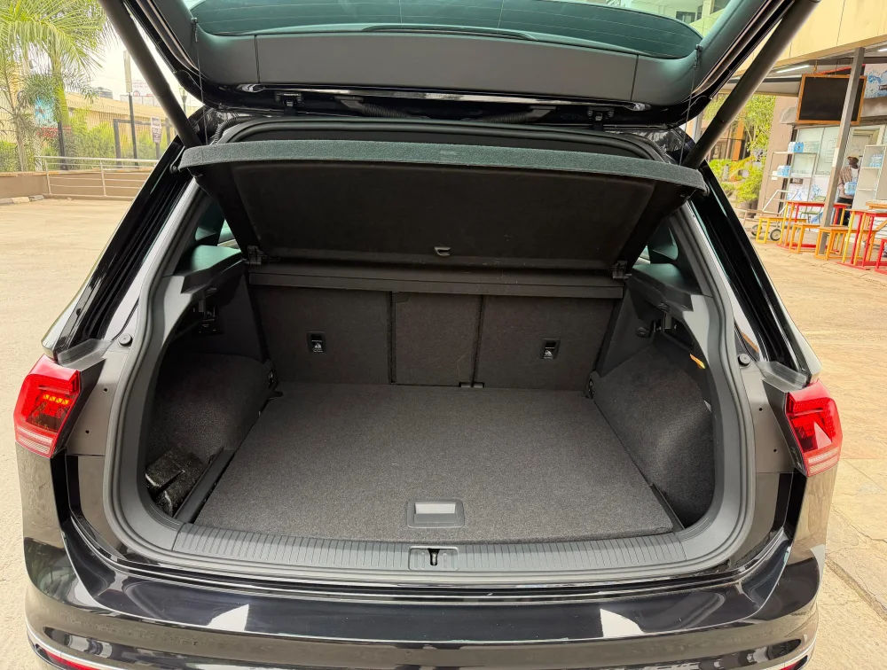 VOLKSWAGEN TIGUAN R-LINE - PRG Motors Ltd