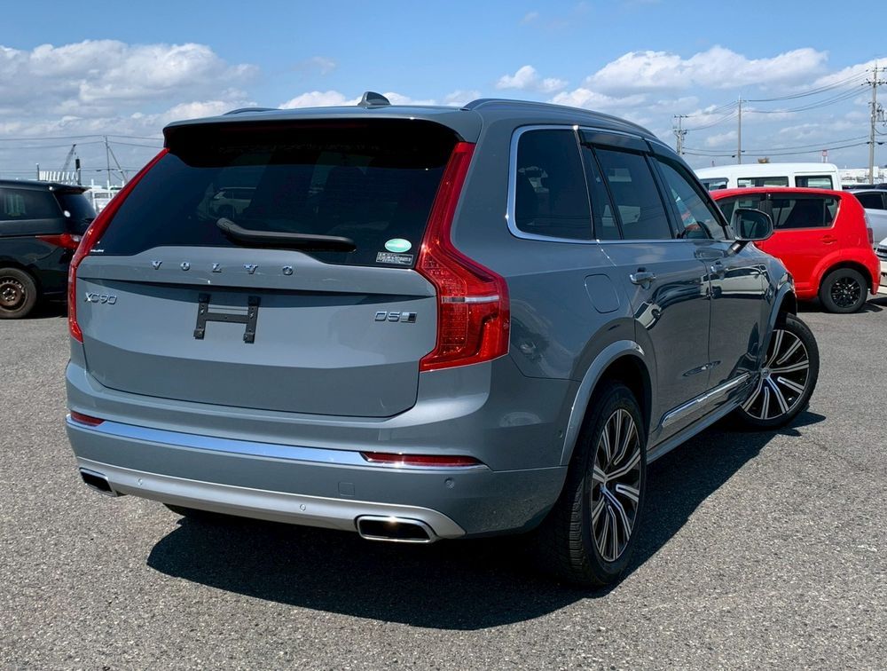 VOLVO XC90 MOMENTUM - PRG Motors Ltd