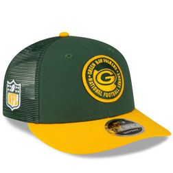 Green Bay Packers 2023 NFL Sideline Green and Gold New Era Low Profile 9FIFTY Snapback Hat