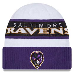 Baltimore Ravens New Era 2023 White Sideline Tech Cuffed Knit Hat