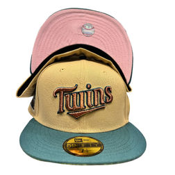 Minnesota Twins Vegas Gold Two Tone Christmas Special 2010 Inaugural Season Patch Pink UV New Era 59FIFTY Fitted Hat