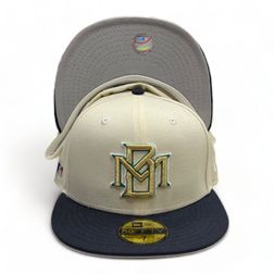 Milwaukee Brewers Chrome Navy Side Batty Gray UV 59FIFTY Fitted Hat