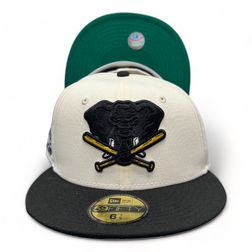 Oakland Athletics Chrome Black Two Tone Leon in the Lab 40 Years Patch Green UV 59FIFTY Fitted Hat