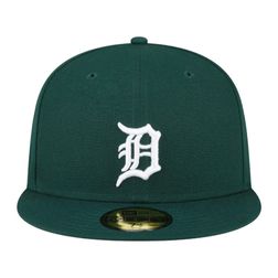 Detroit Tigers Forrest Green White Logo Gray UV Basic New Era 59FIFTY Fitted Hat