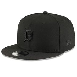 Detroit Tigers Black on Black Basic New Era 9FIFTY Snapback Hat